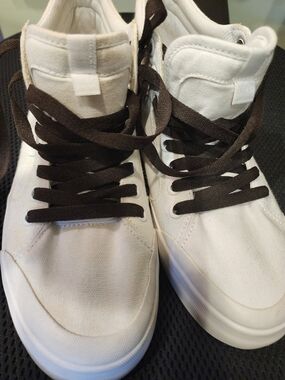 DC White High-Top Sneakers with Brown Laces